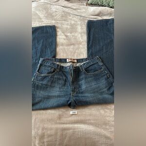 Wrangler Jeans Co. Men's Blue Denim Bootcut Jeans Button Zipper.